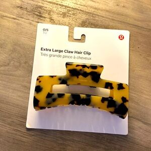 Lululemon Claw clip